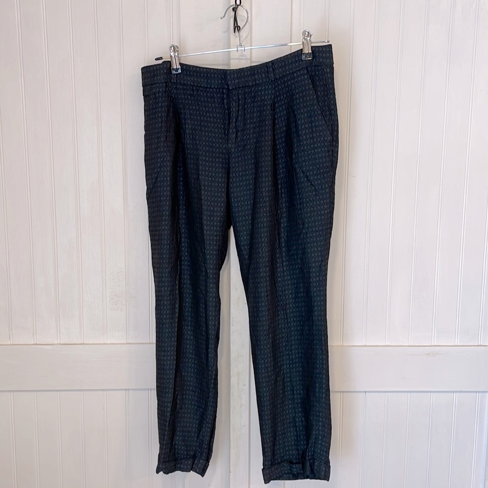 Beautiful dark blue Banana Republic pants size 4
